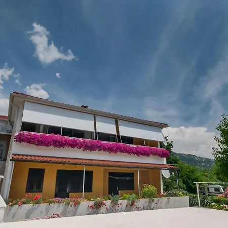 Apartments Surfinia Baska  Exterior photo
