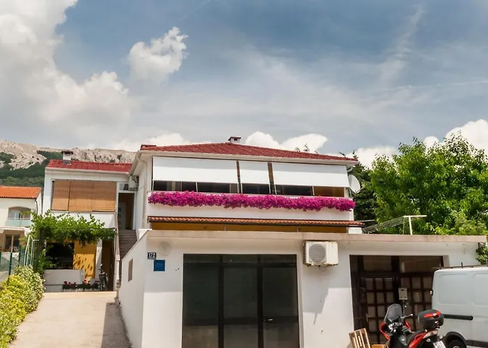 Apartments Surfinia