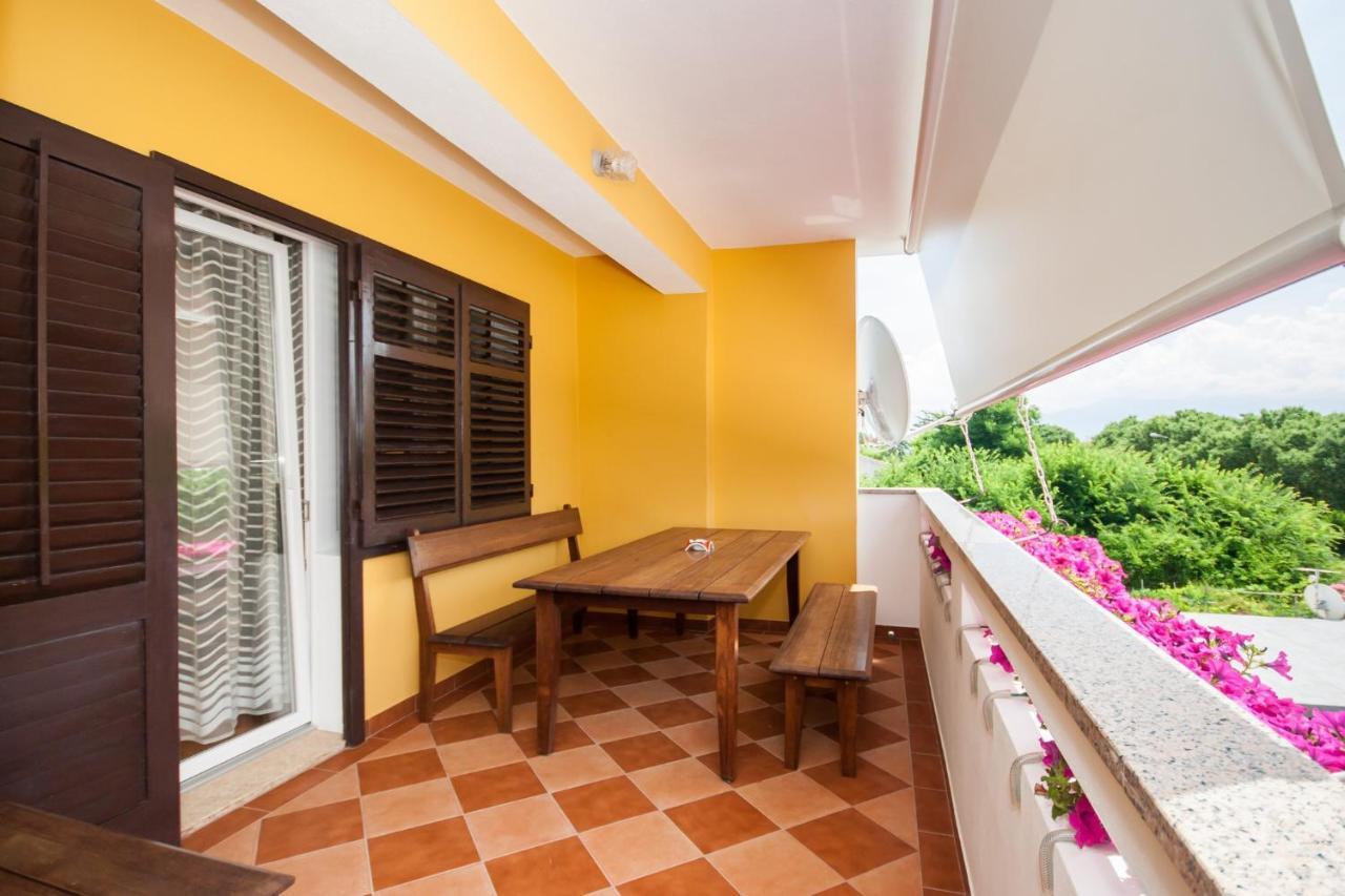 Surfinia Apartman Baska (Krk)