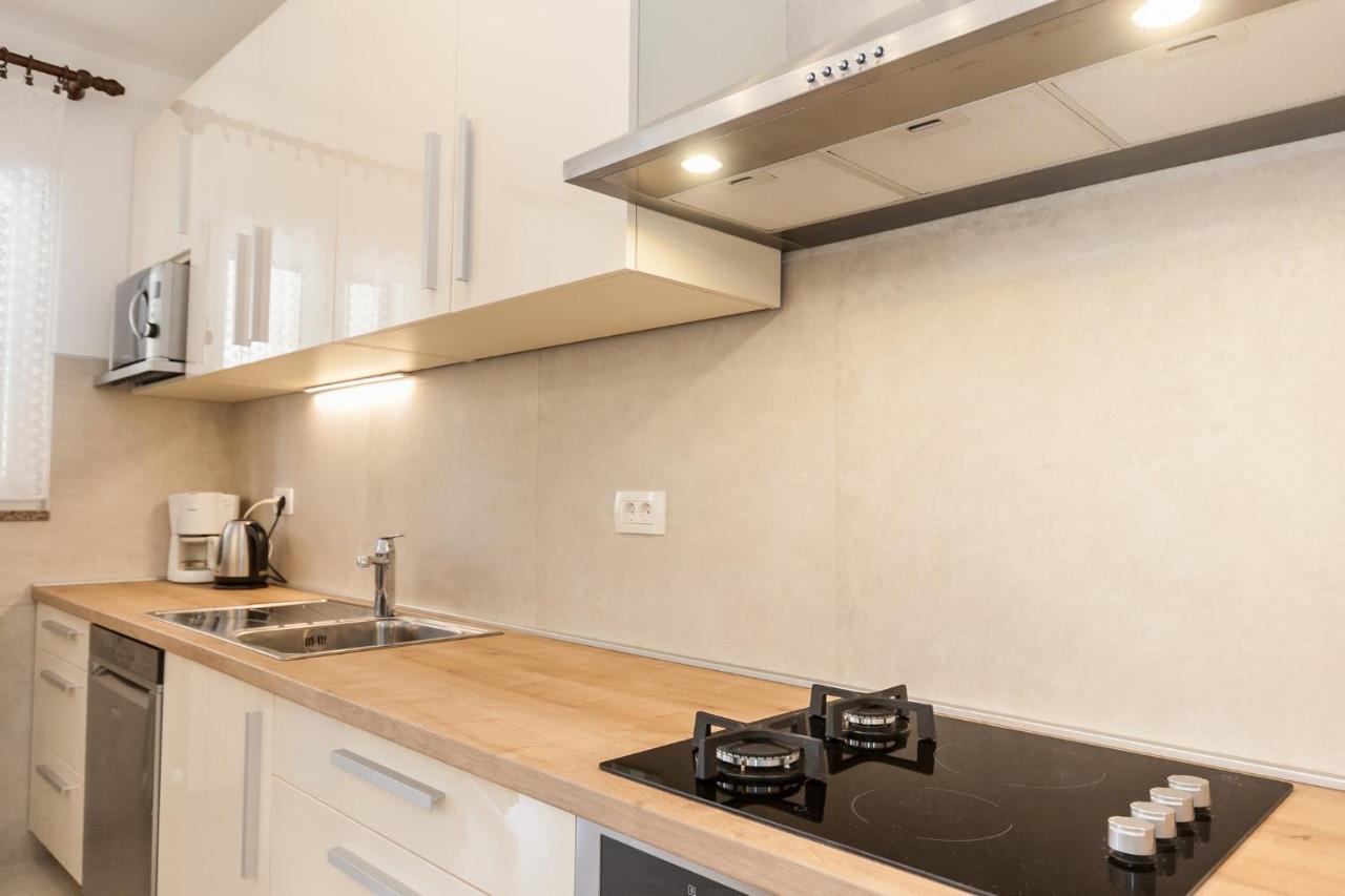 Surfinia Apartman Baska (Krk)